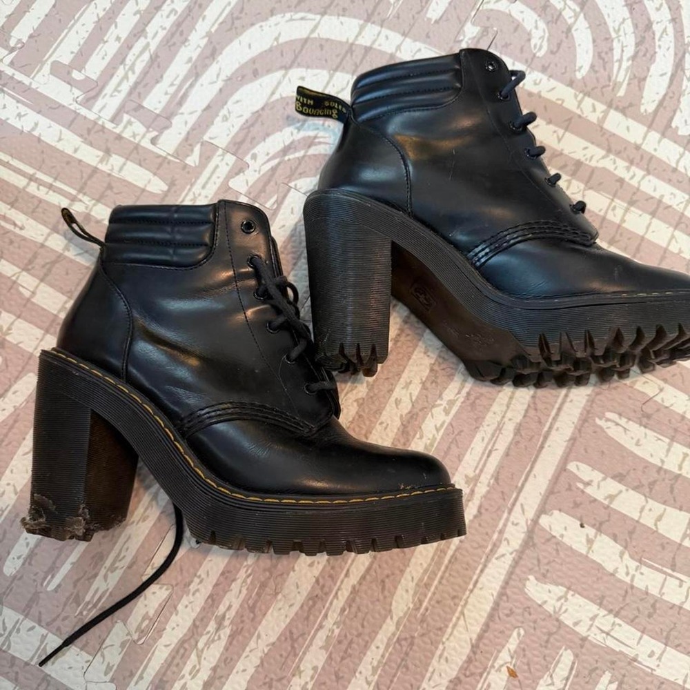 Dr. Martens Persephone Black Leather Chunky Heel Ankle Boots Womens 6 JY004